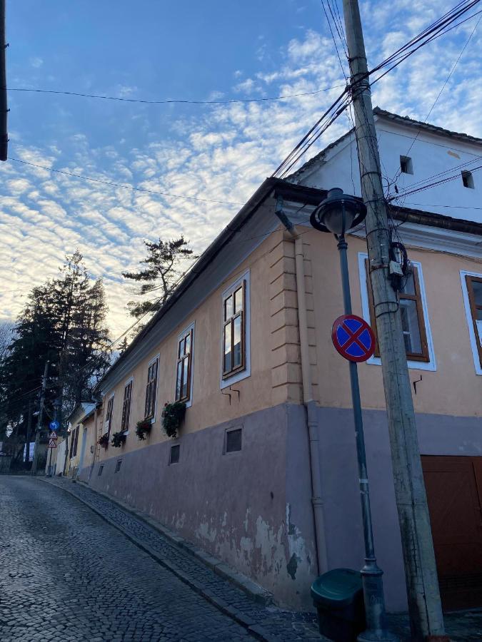 Apartament Istoric Ultracentral - With Parking Sibiu Exterior foto